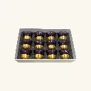 _فناجين قهوة البنفسجية بقاعدة ذهبية.webp